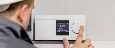 AC thermostat repair in Ajman